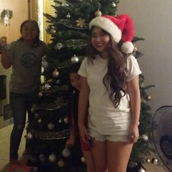 Meet your Posher, Kris - Picture 1 of 1